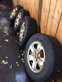 Winter Tires and Rims 215/70 R16 from CRV