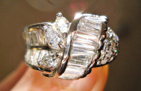 Platinum 2.50 CT elegant VS Diamond cluster cocktail ring, Sz6