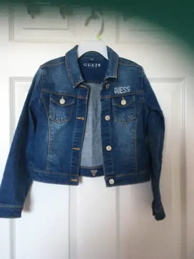 Worn one season Like new Smoke free Size 6