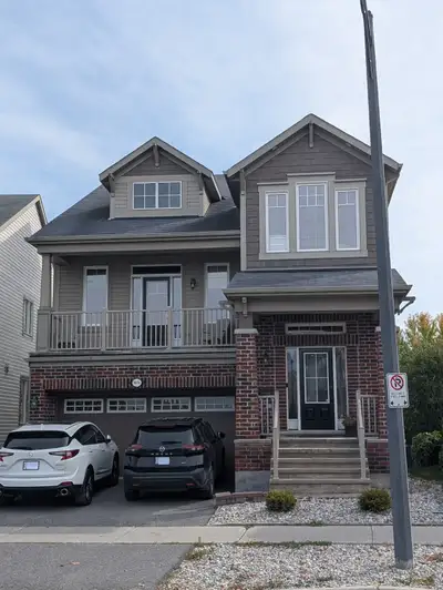 Executive Single Family House for Rent – Barrhaven Availability: December 15, 2025 In beautiful Half...
