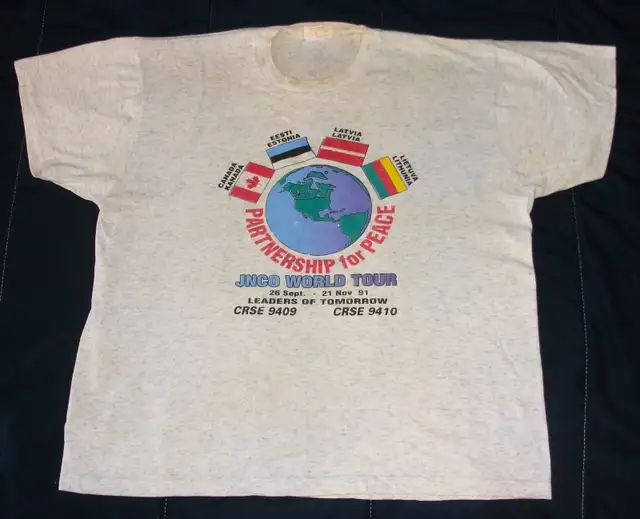 RARE: Partnership for Peace, JNCO World Tour 9409-9410 T-Shirt. in Arts & Collectibles in Victoria - Image 3