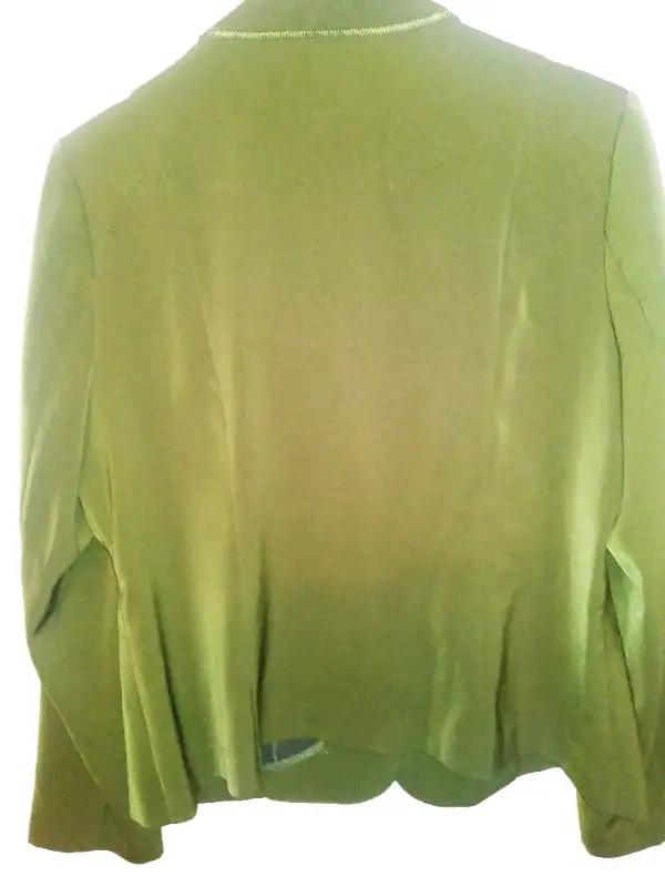 Five women's office jackets. Sizes 14-18 in Women's - Dresses & Skirts in City of Toronto - Image 5
