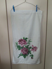 set of 3 hand towels with roses motif (new - never used)