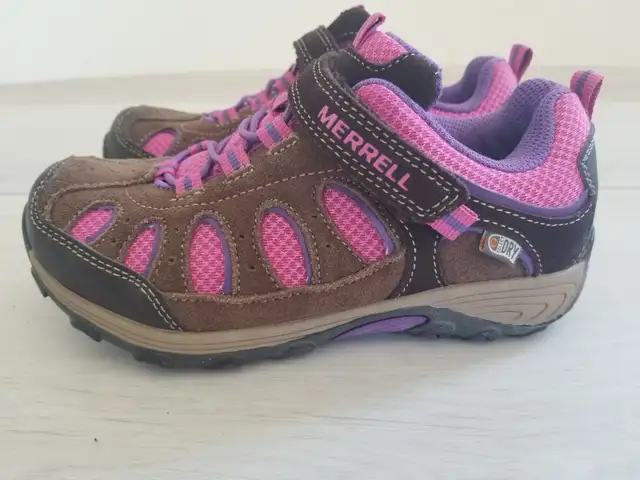 NEW Merrell leather kid's hiking boots unisex size 1.5 EU 32.5 in Kids & Youth in Oakville / Halton Region - Image 5