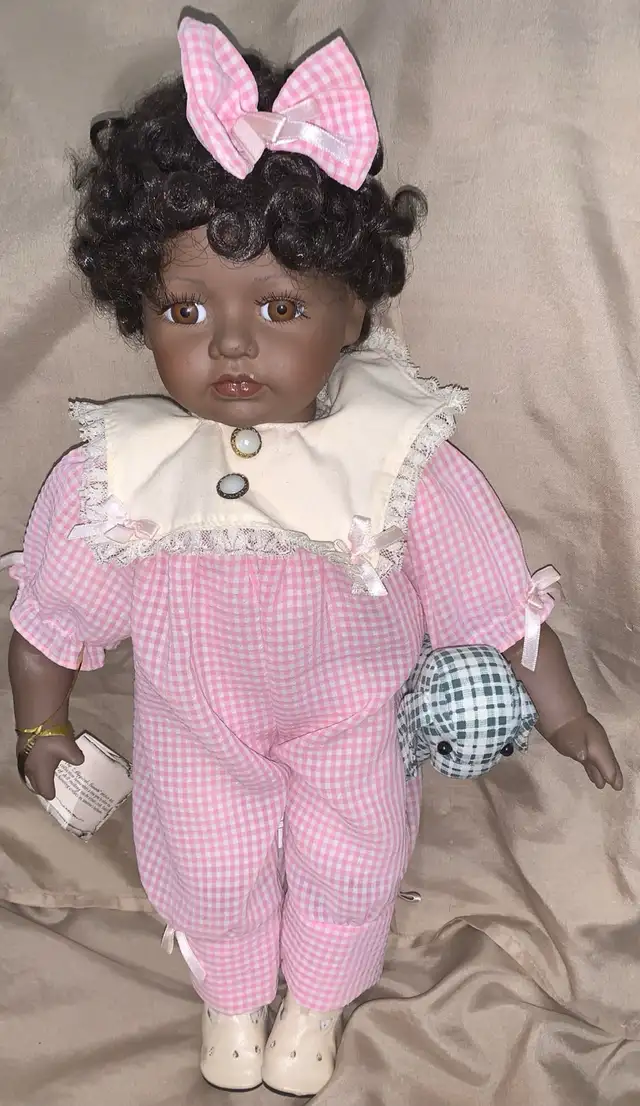 Vintage Magical Moments black porcelain girl doll Jenny in Toys & Games in Oshawa / Durham Region - Image 3