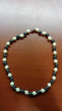 Magnetic Therapy Pearl Necklace