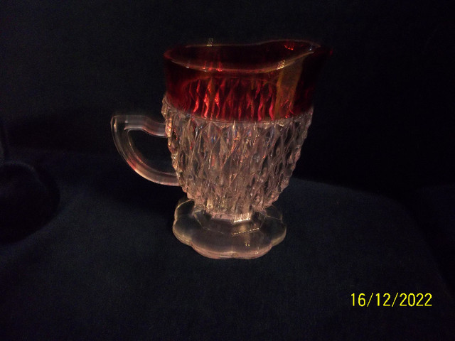 Indiana Glass Diamond Point Ruby Flash Creamer in Arts & Collectibles in Oshawa / Durham Region - Image 2