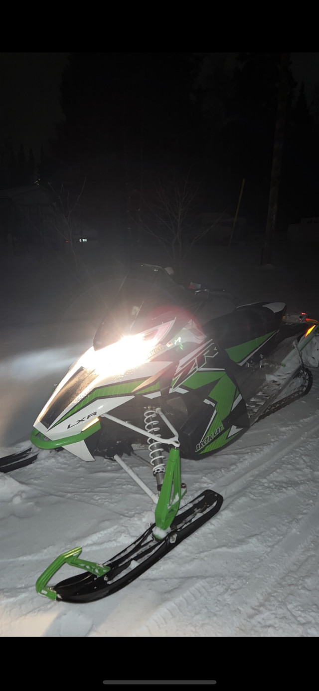 2016 Artic Cat ZR 4000 129 LXR in Snowmobiles in Thunder Bay - Image 3
