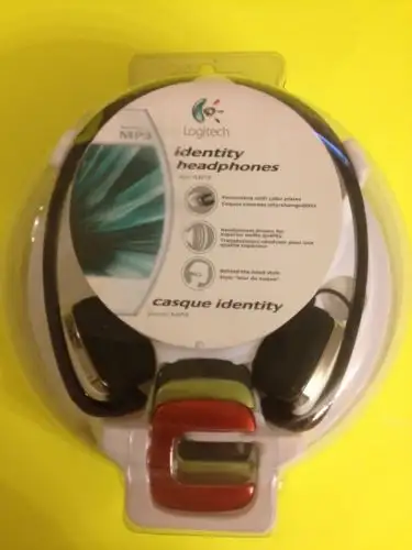 Unopened package Rich, responsive sound with overized neodymium drivers Coloured personalization pla...