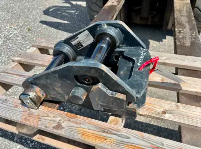 Kubota K0302 Excavator Coupler - Like New, View more