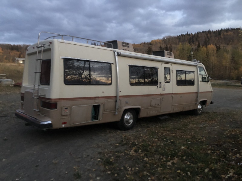 1984 pacesetter 6.2 Detroit diesel motorhome home on wheels RVs