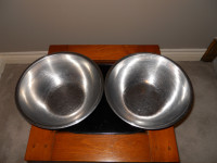 Stainless Steel Bowls - Set of 3 - Kitchen / Food Prep