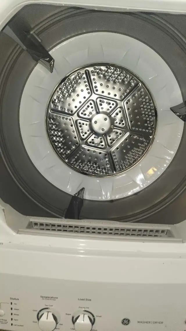GE Stack Washer Dryer in Washers & Dryers in City of Toronto - Image 4