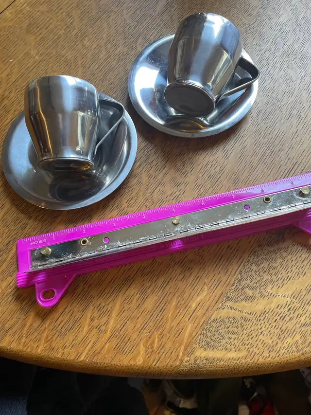 Breville Stainless Steel Espresso Cups and Saucers (2) in Kitchen & Dining Wares in City of Toronto - Image 3