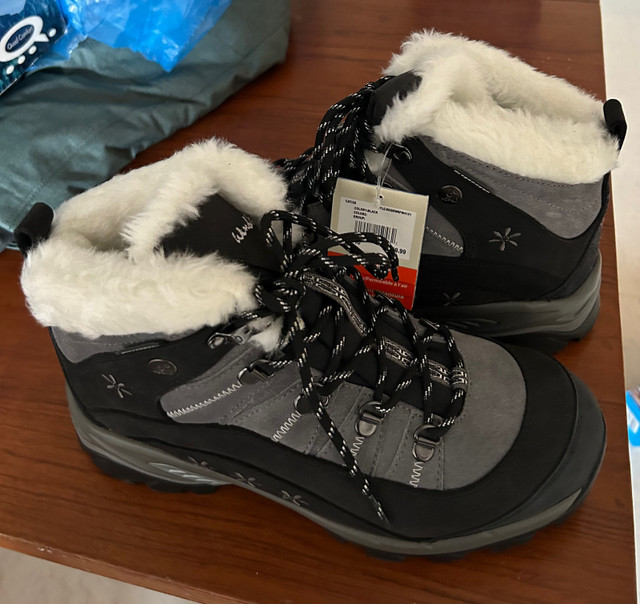 Women’s Winter Boots  in Women's - Shoes in City of Halifax - Image 2