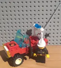 Lego SYSTEM 1702 Fire Fighter 4 x 4