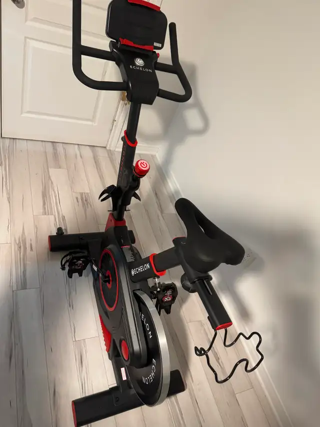 Vélo Stationnaire in Exercise Equipment in Longueuil / South Shore - Image 4