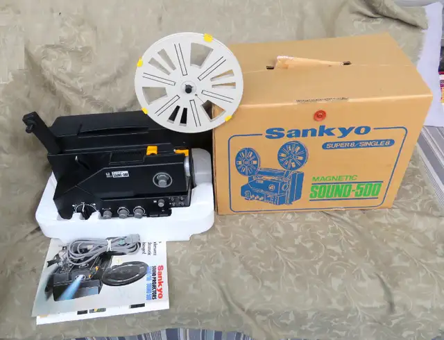 SANKYO SOUND-500 SUPER 8 MM MOVIE PROJECTOR NEW IN BOX in Cameras & Camcorders in City of Toronto - Image 2