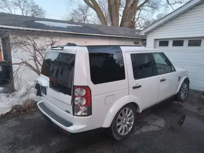 Parting out 2012 Land Rover LR4. Let me know what you need. Etobicoke.