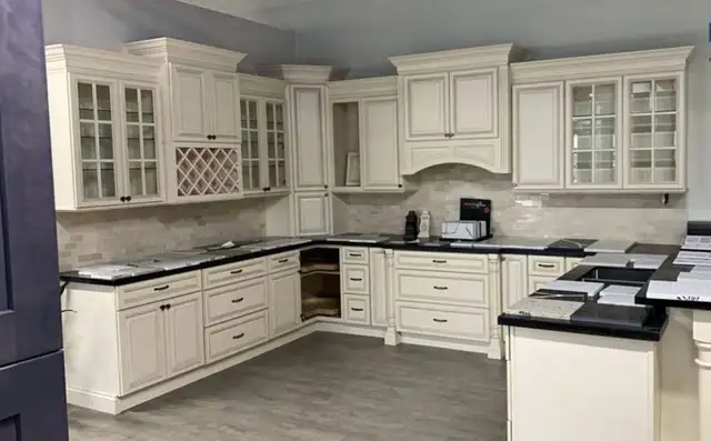 Commercial Shops- Dental Office Cabinetry Services  in Cabinets & Countertops in City of Toronto - Image 5