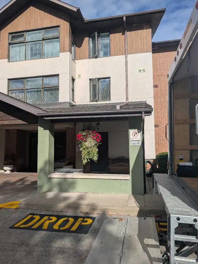 Ben's Moving, Assembly and Junk Removal64519978621058123