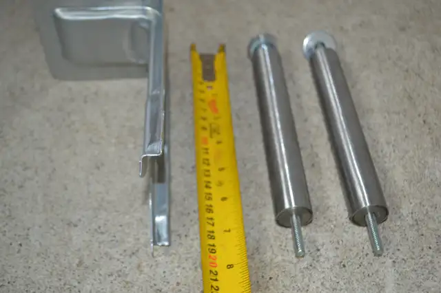 Stainless extension rods and corner bracket in Other in Lethbridge - Image 4