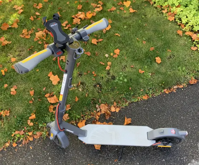 Shell Ride 5S Electric Scooter in Scooters & Pocket Bikes in Oakville / Halton Region - Image 5