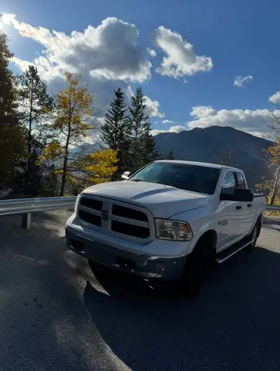 Ram 1500 Outdoorsman 2015 Year 5.7 Hemi 4X4 ( all wheel drive ) 211 000 KM Active Status ! Rear view...