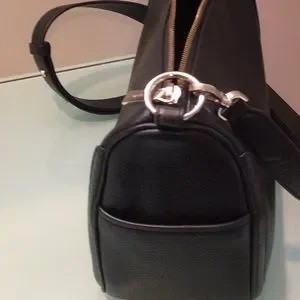 Kate Spade Black Leather Crossbody in Women's - Bags & Wallets in Windsor Region - Image 4