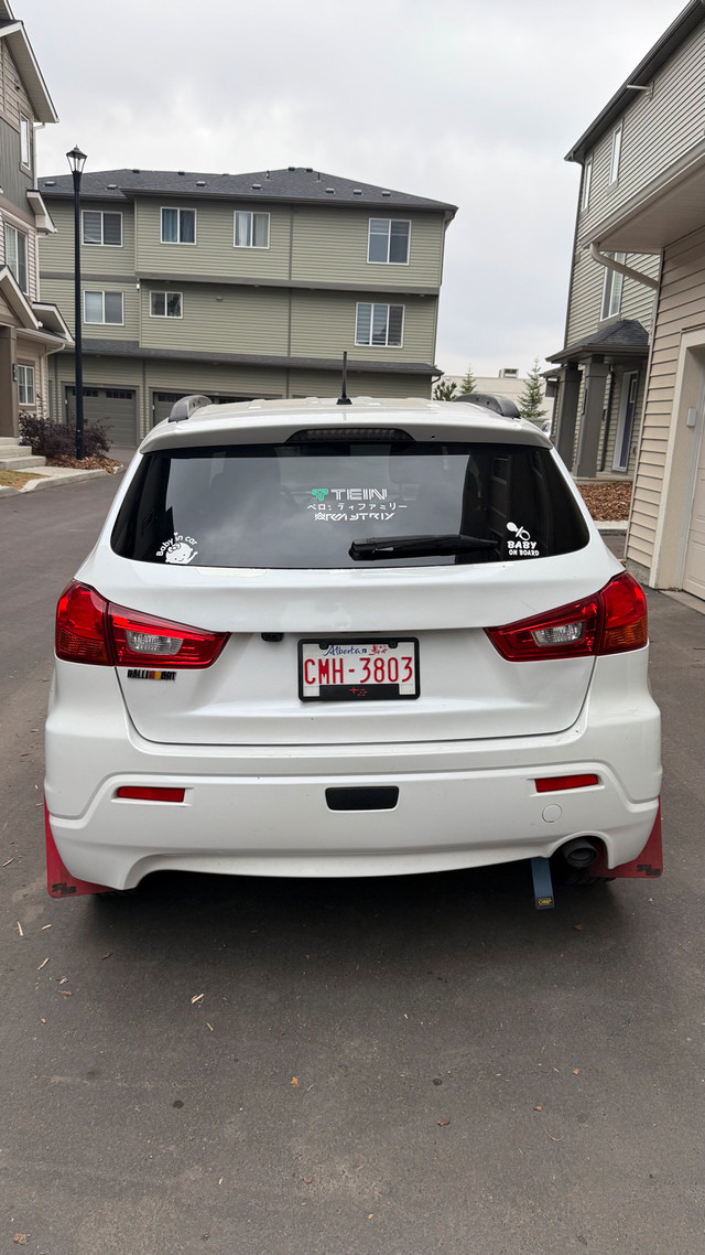 2011 Mitsubishi RVR ES 2.0L 4WD in Cars & Trucks in Edmonton - Image 4