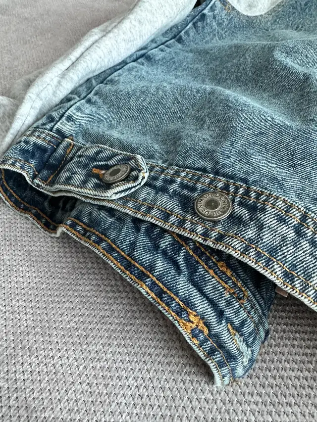 denim jacket for men in Men's in City of Montréal - Image 5