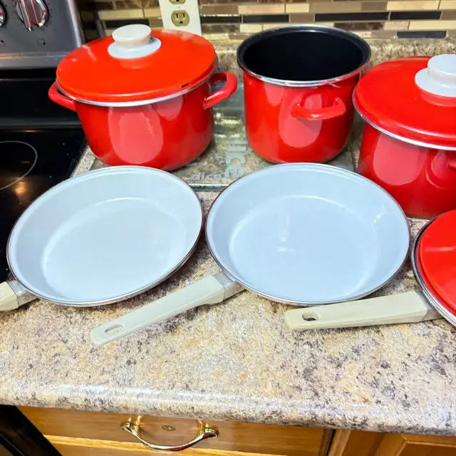 Copco Enamel Cookware Set428495603384995840