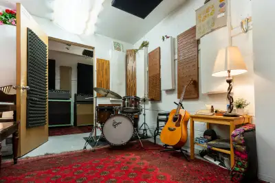 Cozy Music Studio for Weekly Rental, View more