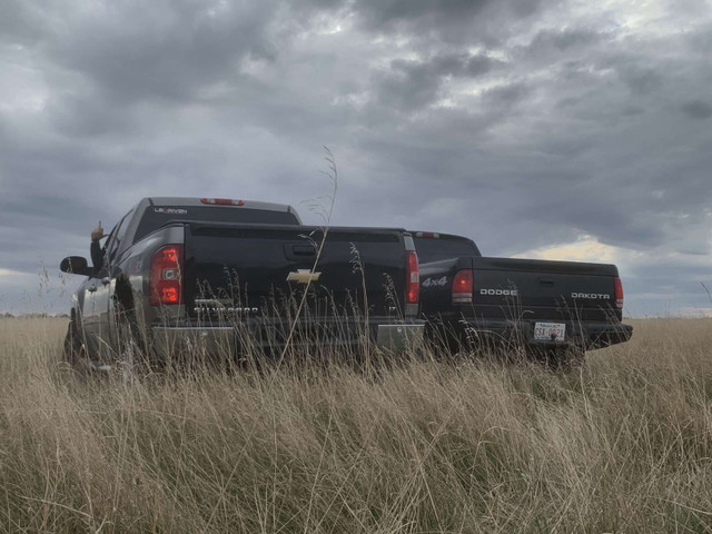 2007 Chevy Silverado 1500 5.3L in Cars & Trucks in Edmonton - Image 2