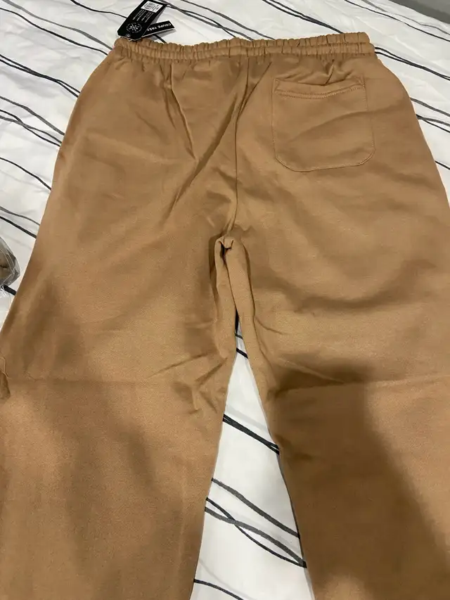 sweatpants  in Men's in Oshawa / Durham Region - Image 3