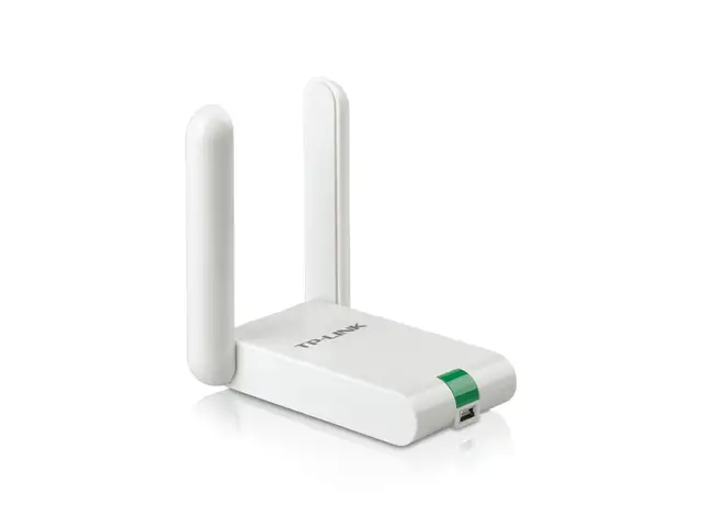 Wireless USB Adapter in Cables & Connectors in Hamilton - Image 3