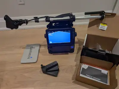 Garmin Livescope Lvs 32 and Echomap 95sv uhd combo, View more