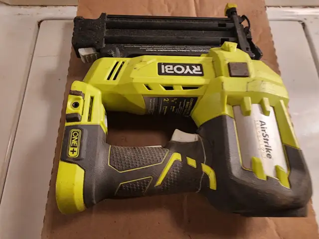 RYOBI 18V ONE+ AirStrike 18-Gauge Lithium-Ion Brad Nailer in Power Tools in Windsor Region - Image 2
