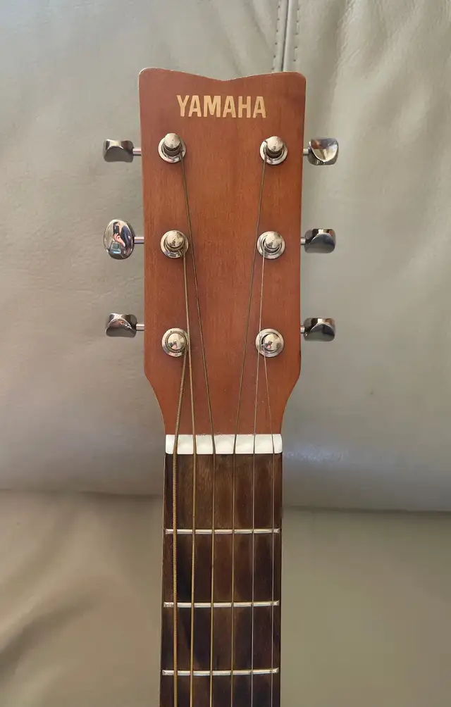 Yamaha Junior Guitar in Guitars in Summerside - Image 6