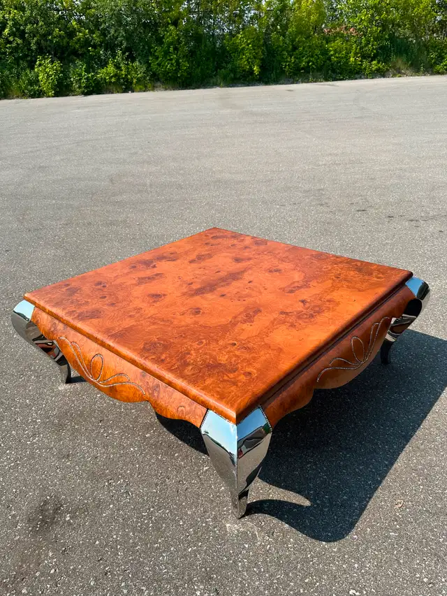 Table in Coffee Tables in City of Toronto - Image 4