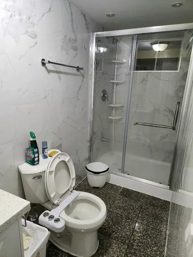 One bedroom basement apartment for rent in Long Term Rentals in City of Toronto - Image 7
