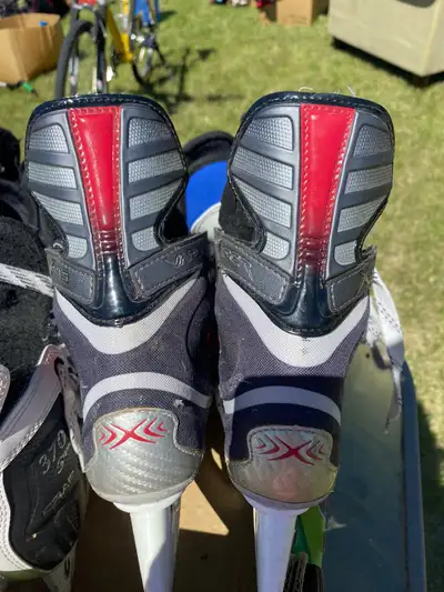 Bauer  skates size 1, View more