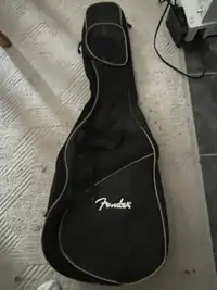 Fender guitar case l black