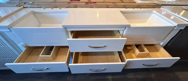 BRAND NEW Farmhouse style 72'' Double Bathroom Vanity in Bathwares in Oakville / Halton Region - Image 7