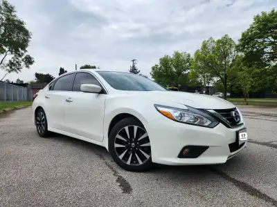 Nissan Altima SV 2018 Automatic I’m selling my car due to an upcoming move. This is a very nice, lux...