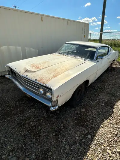 Offering a 1969 Ford Fairlane 500 Fastback project or parts car. The engine is an original 302-2V wi...