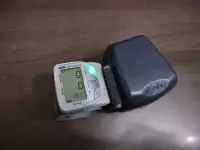 AD MEDICAL Blood Pressure    Monitor ,  Portable Wrist Monitor