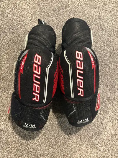 Bauer junior M elbow pads, View more