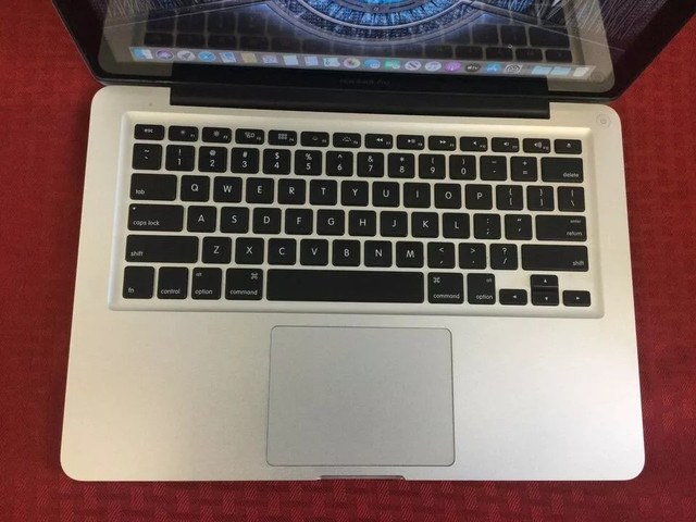 13" MacBook Pro.. Core i5, 16gb Ram, 240ssd + With macOS SONOMA in Laptops in City of Toronto - Image 3