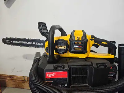 Dewalt 60V Max Flexvolt 16" Chainsaw with 9ah Flexvolt Battery, View more